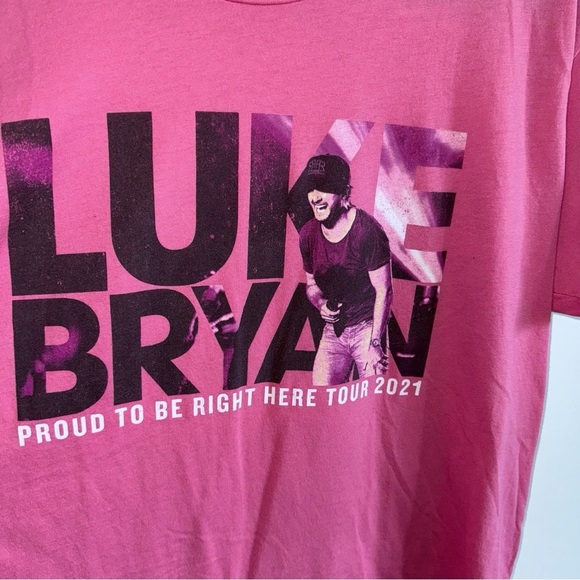 LUKE BRYAN Pink Unisex "Proud to Be Right Here" TOUR 2021 Concert T-Shirt Sz Med - Picture 6 of 7